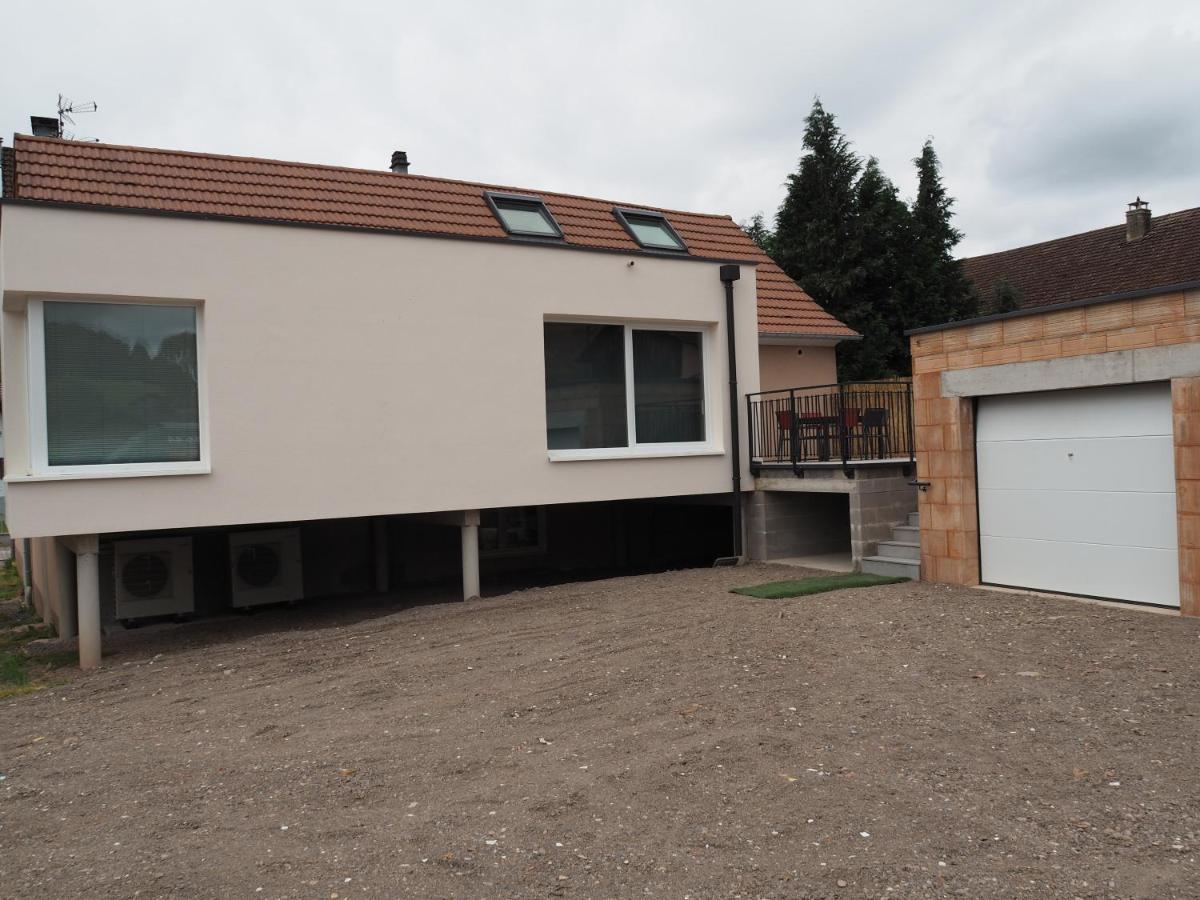 Le Renouveau Avec Jacuzzi Privatif Holiday home *