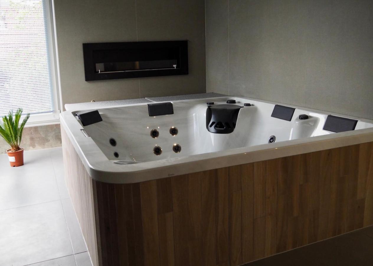 Le Renouveau Avec Jacuzzi Privatif Ban-de-Laveline