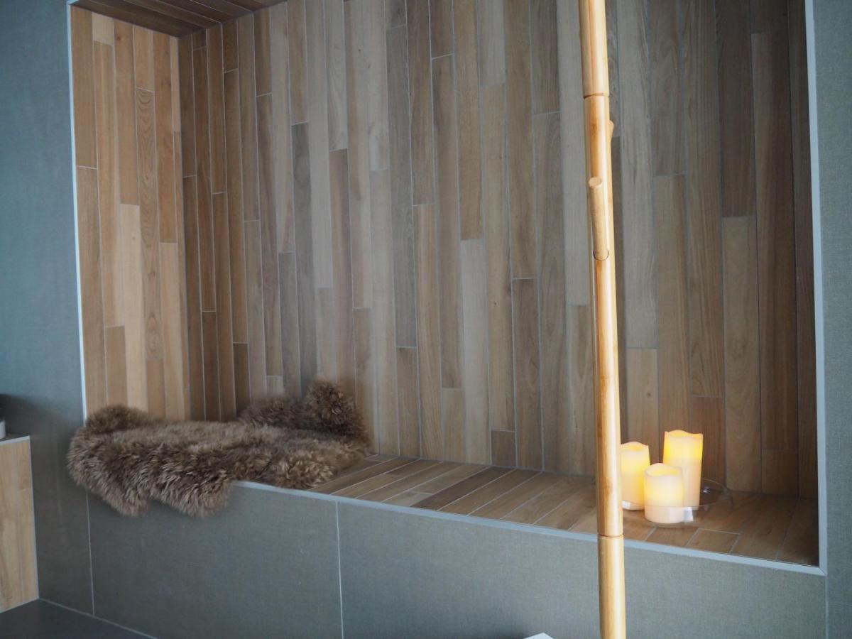 Le Renouveau Avec Jacuzzi Privatif Ferienhaus